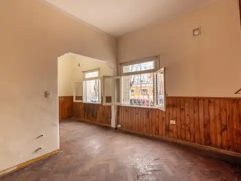Depto Tipo Casa en Venta en Flores, USD 119.900