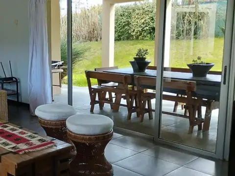 Alquiler Laguna Blanca 4 dormis piscina, vista mar