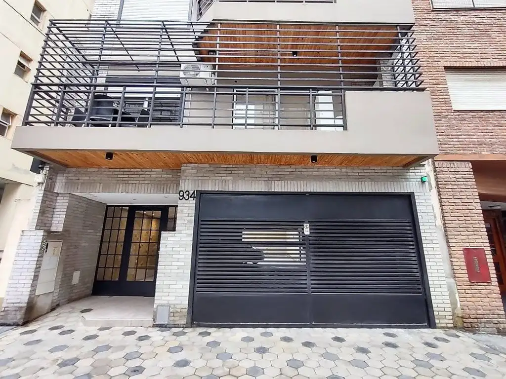 VERA 900, Piso 4
