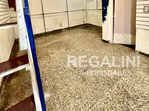 Local en Venta 45 años