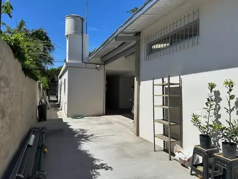 Galpon en Venta en El Talar, USD 225.000