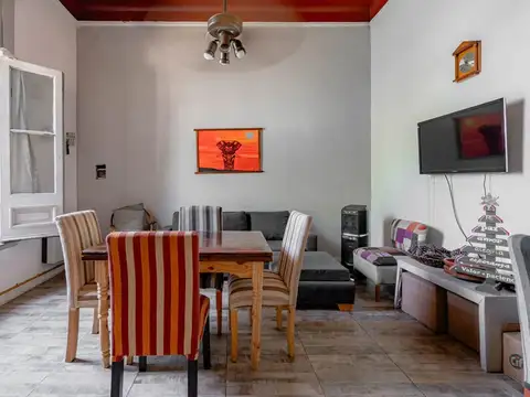 VENTA CASA 3 AMB C /PATIO Y TERRAZA P.AVELLANEDA