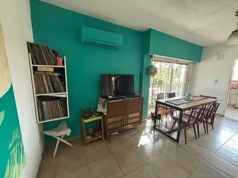 Depto Tipo Casa en Venta de 5 ambientes