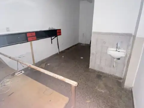 Local en Venta Via Pública