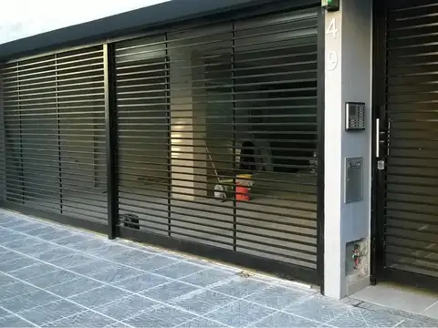 Juan C Gomez 100, Piso 3