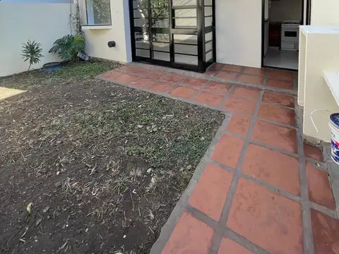 Depto Tipo Casa en Alquiler en La Plata, $ 750.000