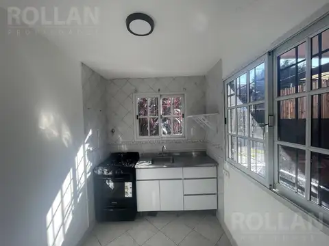 Casa en Alquiler con 1 cochera