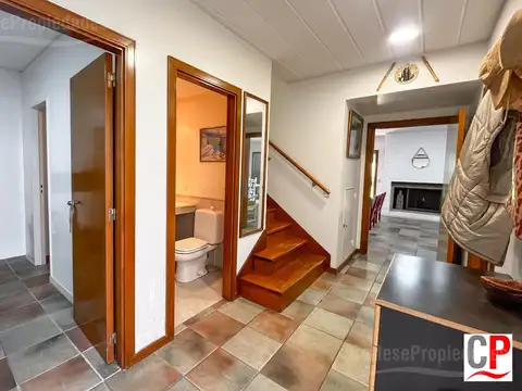 Casa 4 ambientes con 3 baños