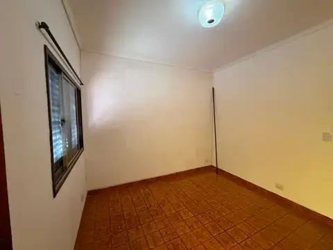 Avenida Eva Perón 2300