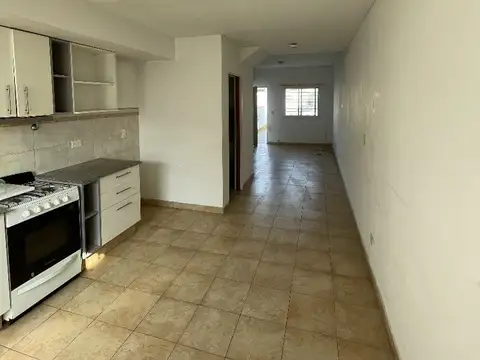 Departamento en Alquiler en Quilmes Oeste, $ 700.000