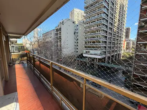 Avenida Coronel Díaz 2100, Piso 4