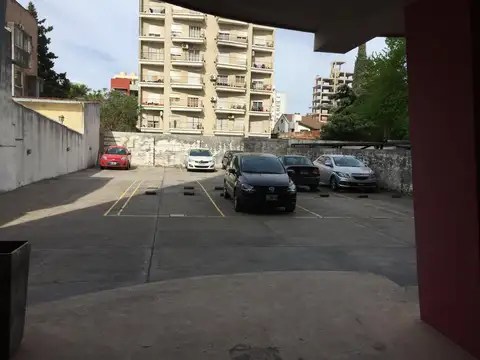 COCHERAS DESCUBIERTAS edificio Livere.