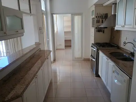 Departamento en Alquiler de 5 ambientes