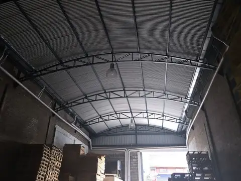 Galpon en Venta 10  mts Frente