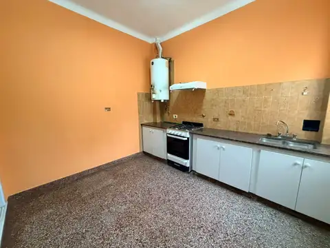Depto Tipo Casa en Alquiler en Santos Lugares, $ 1.050.000