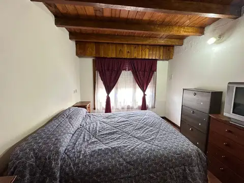Depto Tipo Casa 6 ambientes con 2 baños