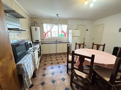 Depto Tipo Casa en Venta de 4 dormitorios