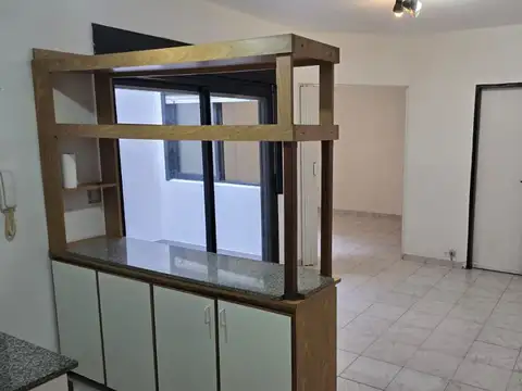 Depto Tipo Casa en Alquiler de 1 dormitorio