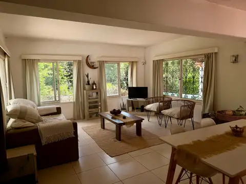 Casa en venta en río ceballos | 5 dormitorios, estilo colonial, 670 m² de terreno