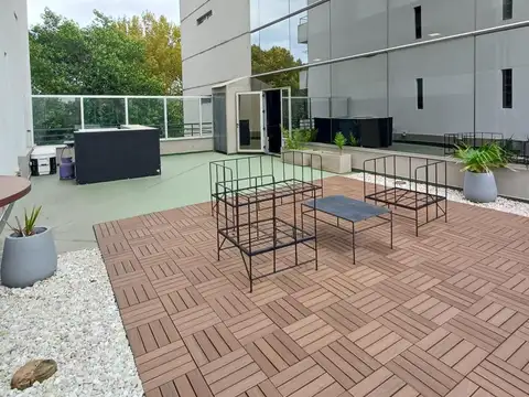 Oficina en Alquiler al Este