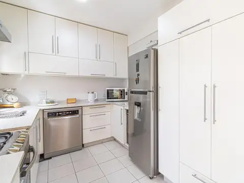 Depto Tipo Casa en Venta de 5 ambientes