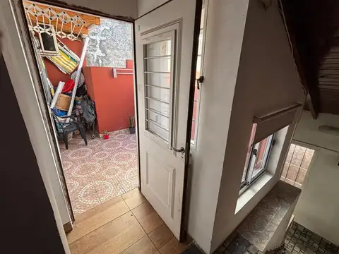 Depto Tipo Casa 4 ambientes con 1 baño