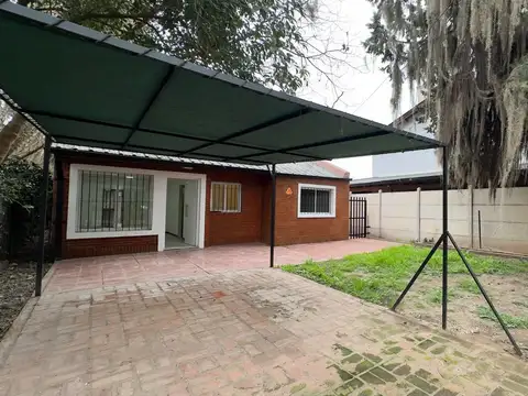 Venta Casa 2 Hab, General Paz 2400 - Funes Centro.