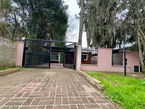 Venta Casa 2 Hab, General Paz 2400 - Funes Centro.