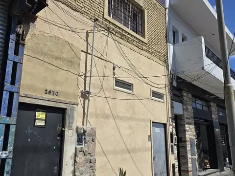 Av. Mitre 2600, E/ Rubén Darío y J. Hernández