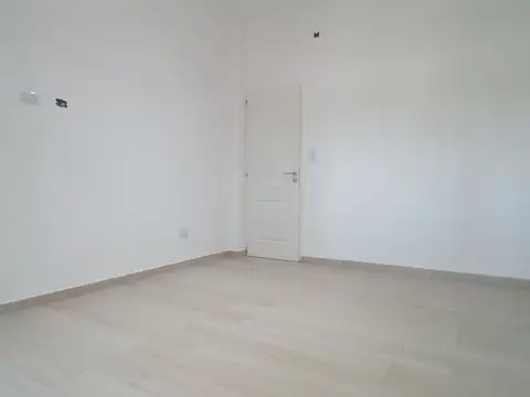 Depto Tipo Casa en Venta 1 año