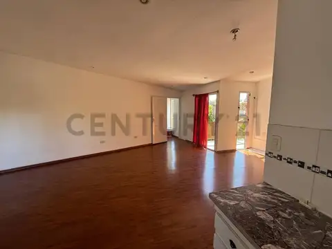 Diagonal Urquiza y 464 300, Piso 1