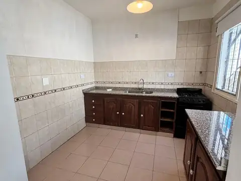Depto Tipo Casa 3 ambientes con 1 baño