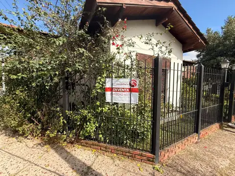 CASA EN VENTA EN EL CENTRO DE PILAR
