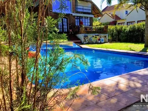 Alquila Casa en Altos del Pinar - Maldonado de 4 dormitorios.