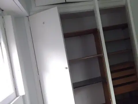 Depto Tipo Casa 4 ambientes con 2 baños