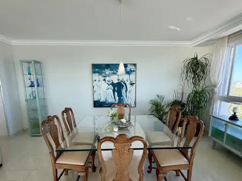 Departamento 5 ambientes con 4 baños