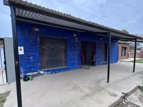 Amplio local comercial en excelente ubicacion
