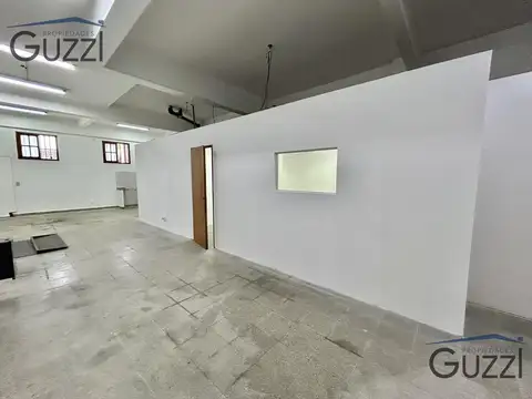 Galpon en Alquiler 4  mts Fondo