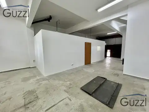 DEPOSITO EN ALQUILER EN VILLA ADELINA