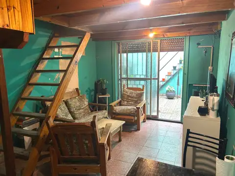 Depto Tipo Casa en Venta de 3 ambientes