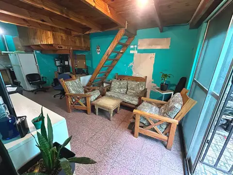 VENTA PH DE 3 AMBIENTES CON PATIO Y TERRAZA PROPIA EN LUGANO