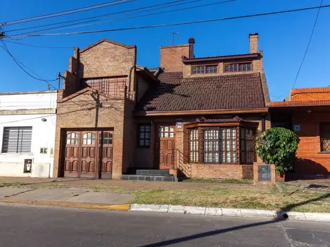 Maipú 1100