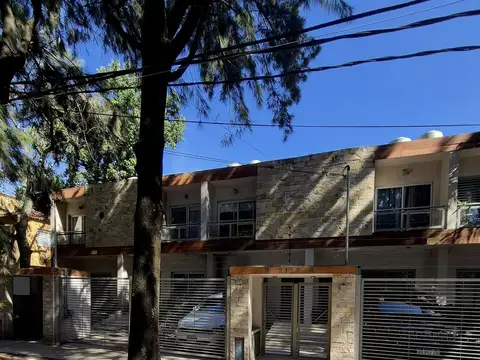 VENTA DUPLEX 3 AMBIENTES  PARQUE LELOIR ITUZAINGO