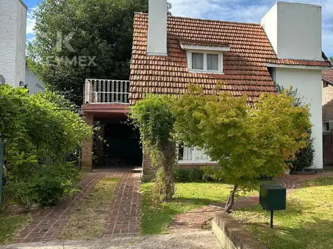 Casa EN VENTA MASCHWITZ CC