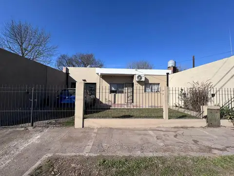 VENTA CASA 3 AMB COCHERA Y FONDO