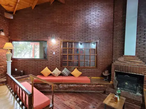 Casa en Country "Las Lajas", General Rodríguez