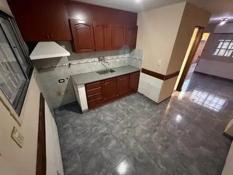 Depto Tipo Casa 3 ambientes con 1 baño