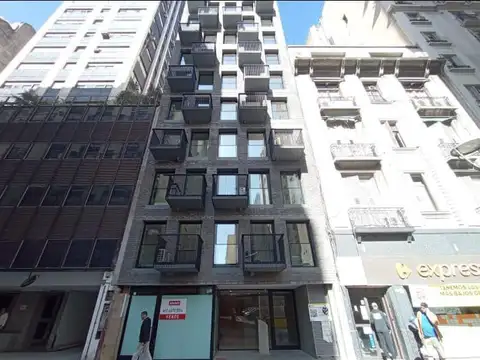 Esmeralda al 800 esquina Av. Córdoba