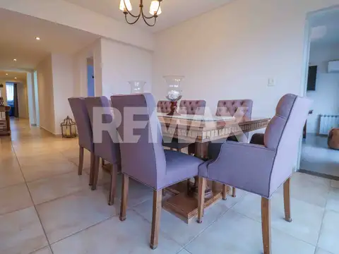 Departamento 5 ambientes con 2 baños