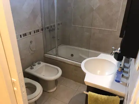 150    entre 11 y 13 , Piso 3